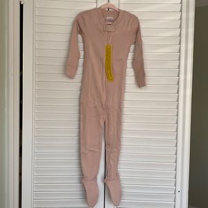 NWT Hanna Andersson organic cotton footed sleeper with zipper, 2T